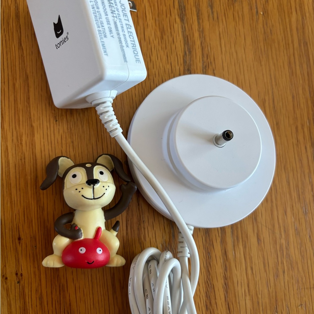 White Tonies Charging Base with Dog Character